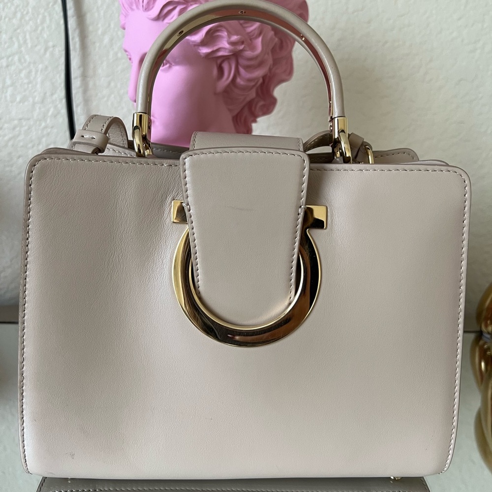 Salvatore Ferragamo Handbag - Picture 1 of 8